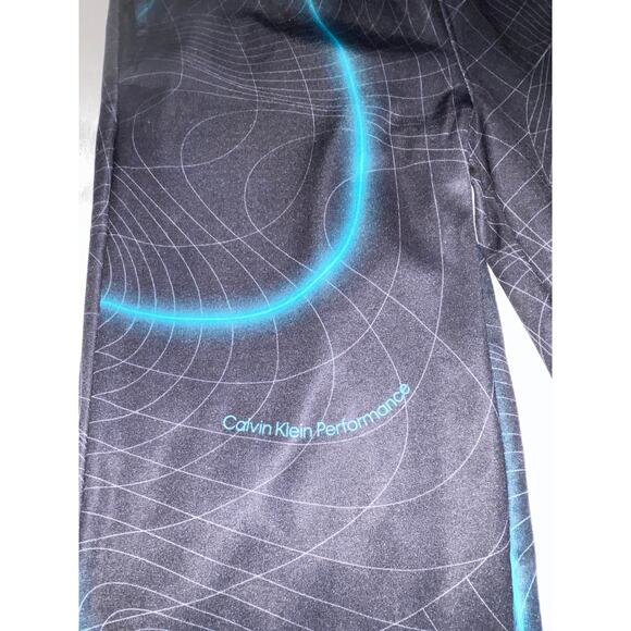 Calvin Klein Youth Performance Athletic Pants‎ - Size L (14/16) - Fleece Lining - Picture 4 of 10